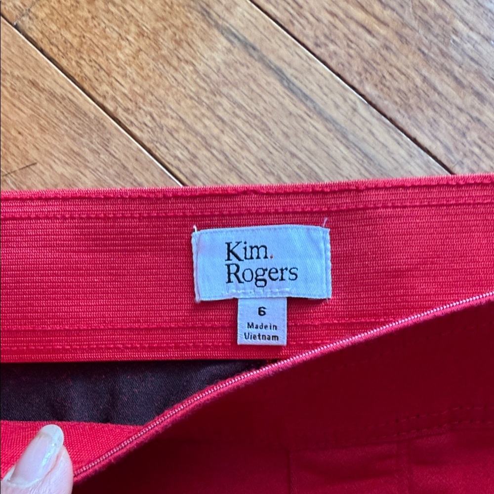 Kim Rogers Red Jean Shorts for women - Picture 4 of 6